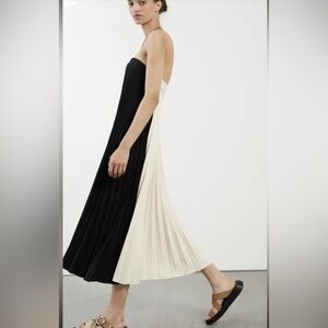Eva Franco Anthropologie NWT Black and Cream Pleated Dress. Size 10 Org$220
